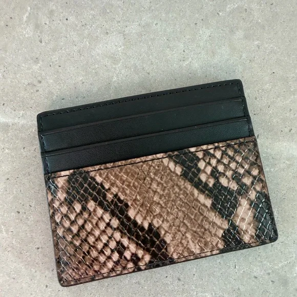 NWT Michael Kors Black and Brown Snake Pattern Card Holder - Picture 2 of 2